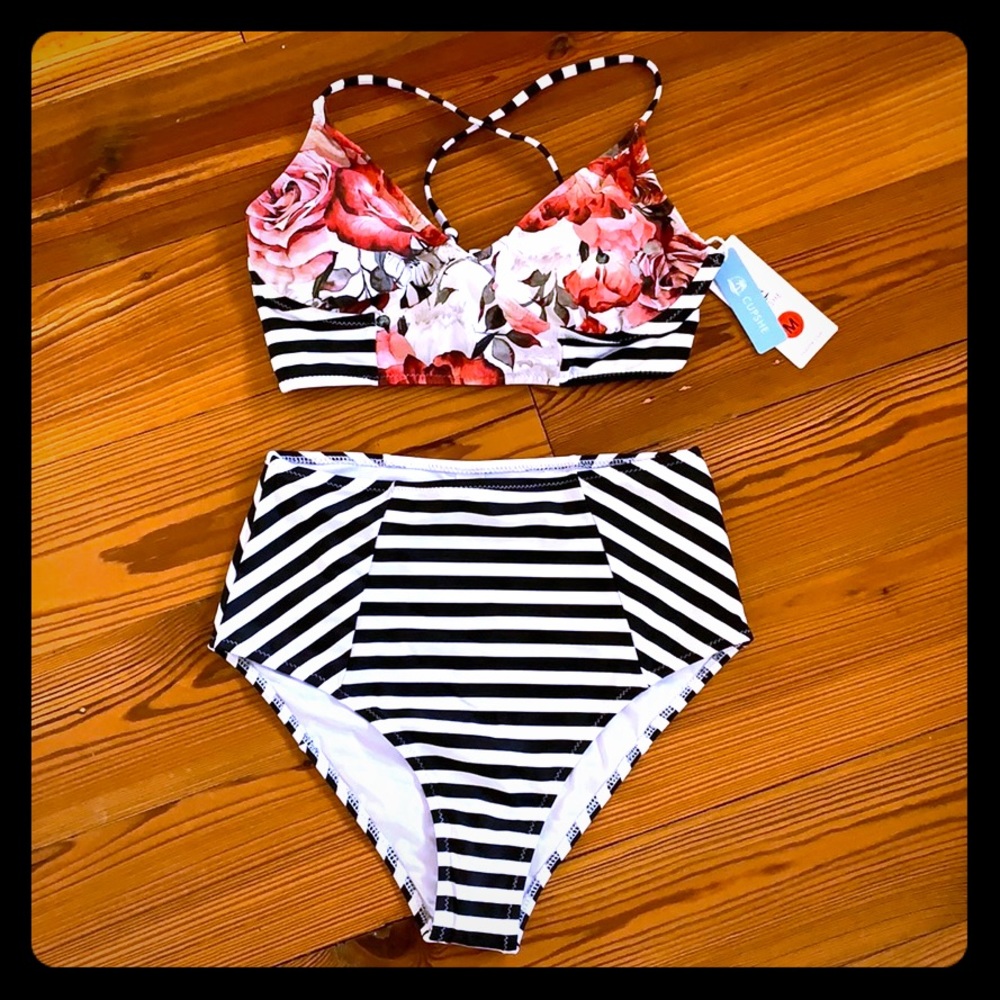 NWT CUPSHE floral and stripe bikini size Medium